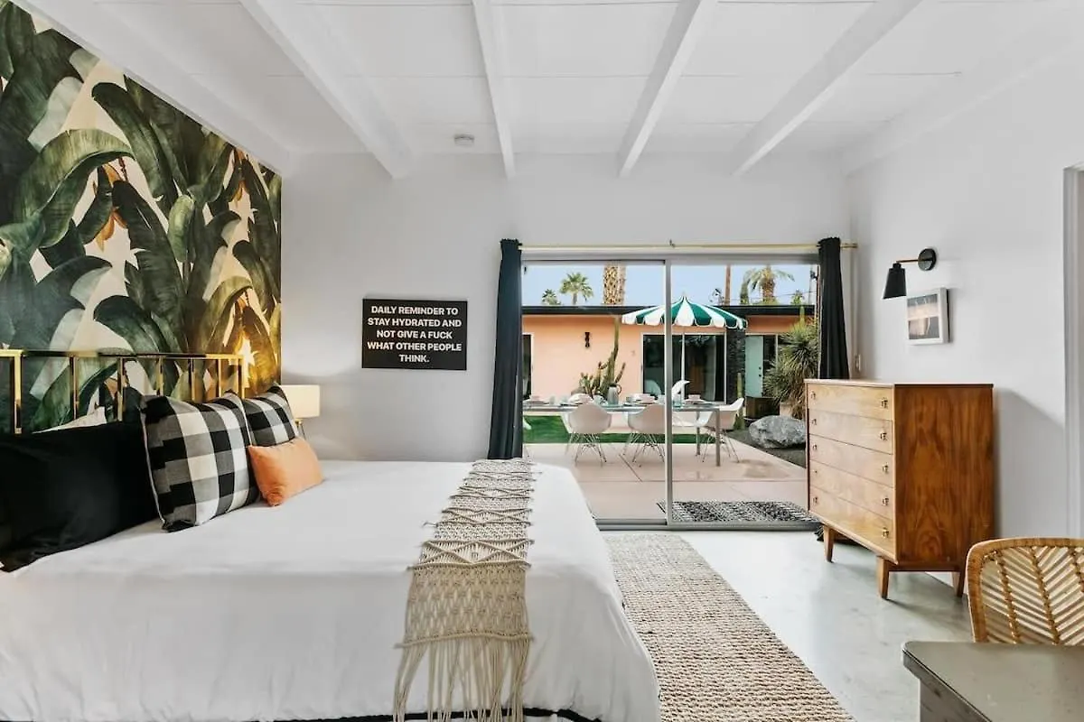The Marley Hotel By Avantstay Classic Palm Springs Hotel W Pool Hot Tub
